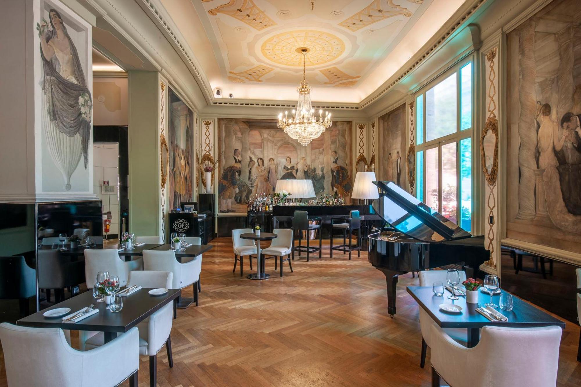 Grand Hotel Palace Roma Esterno foto
